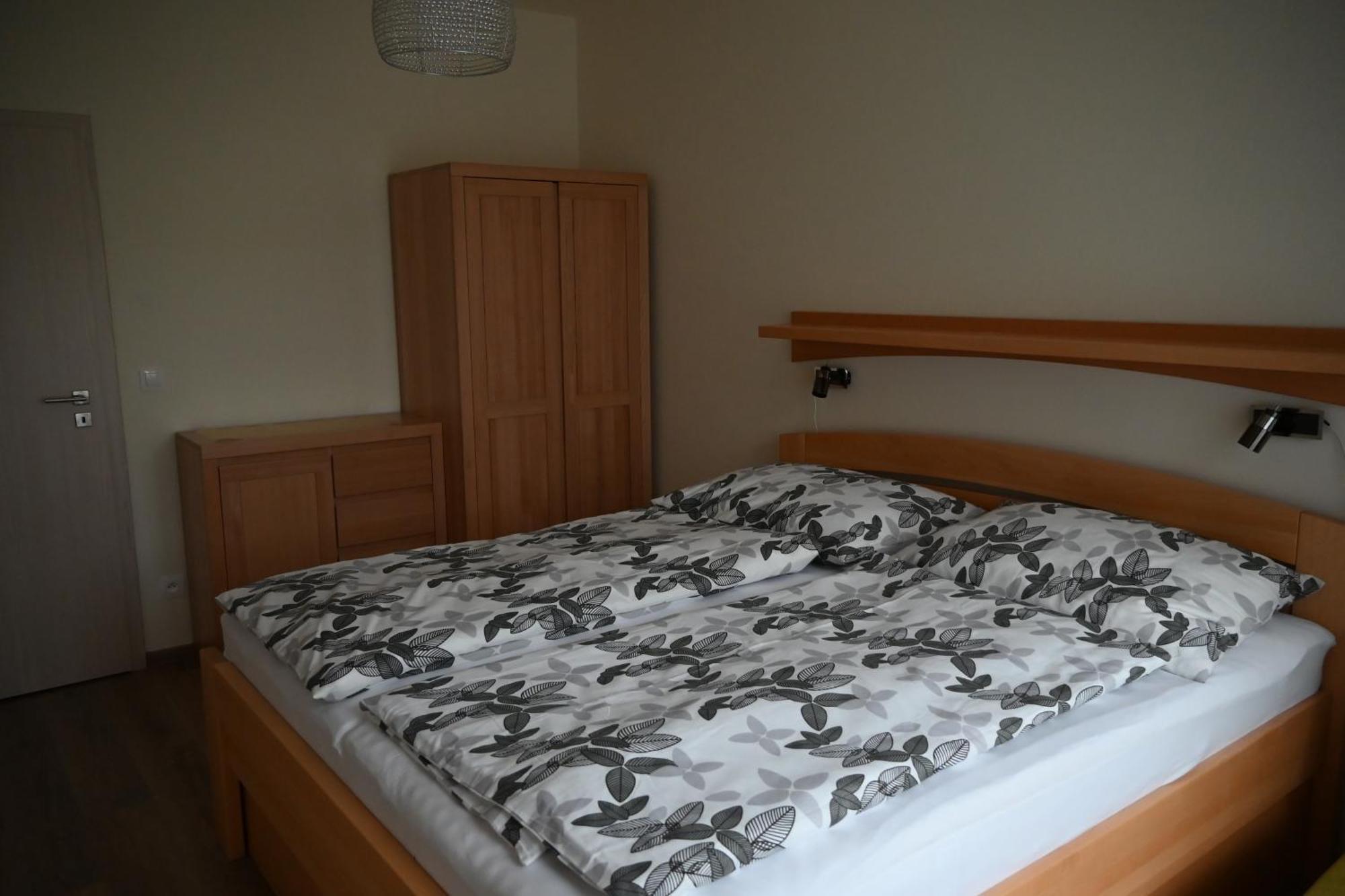 Apartman Perla 28, Ricky Экстерьер фото