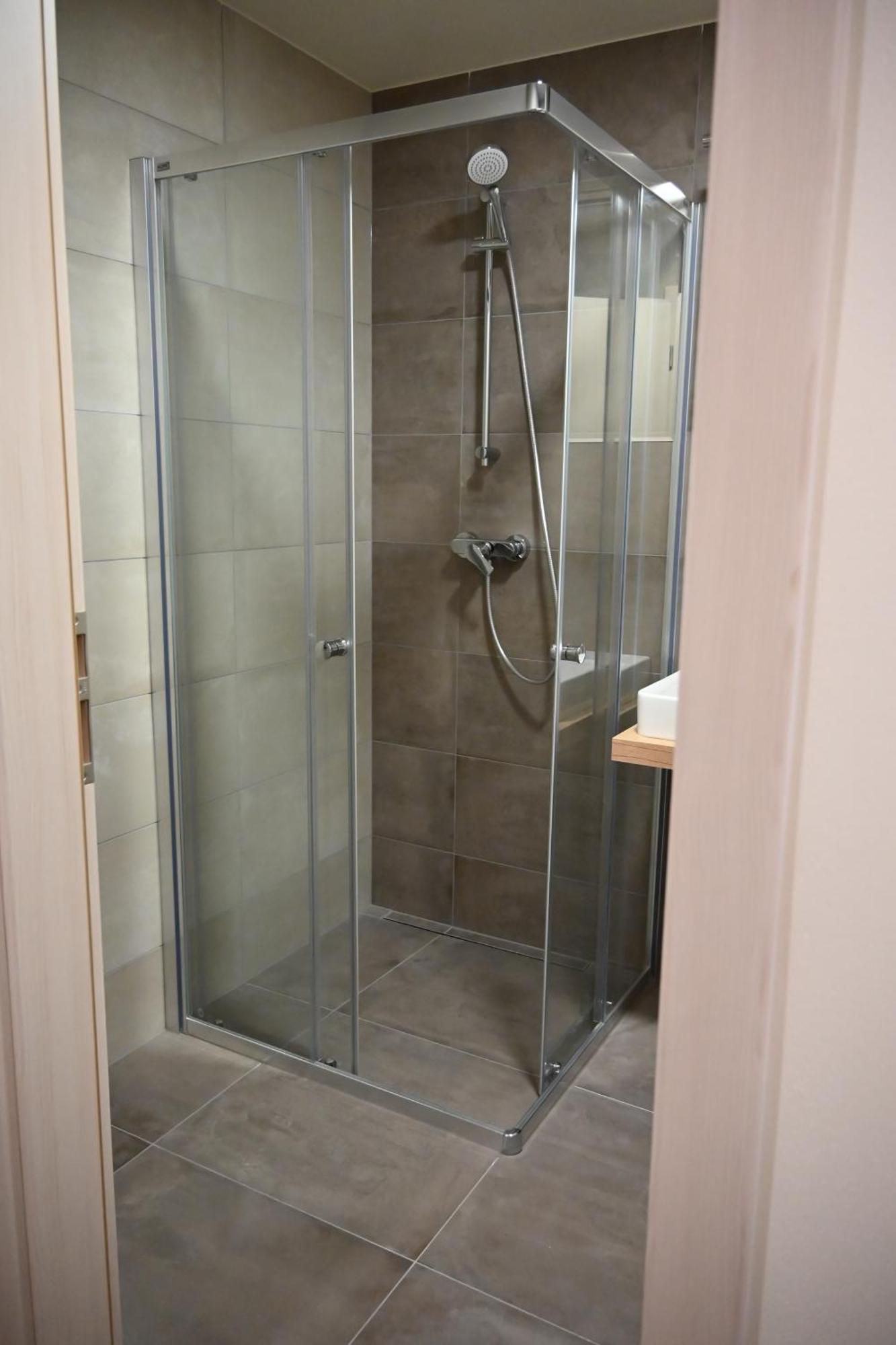 Apartman Perla 28, Ricky Экстерьер фото
