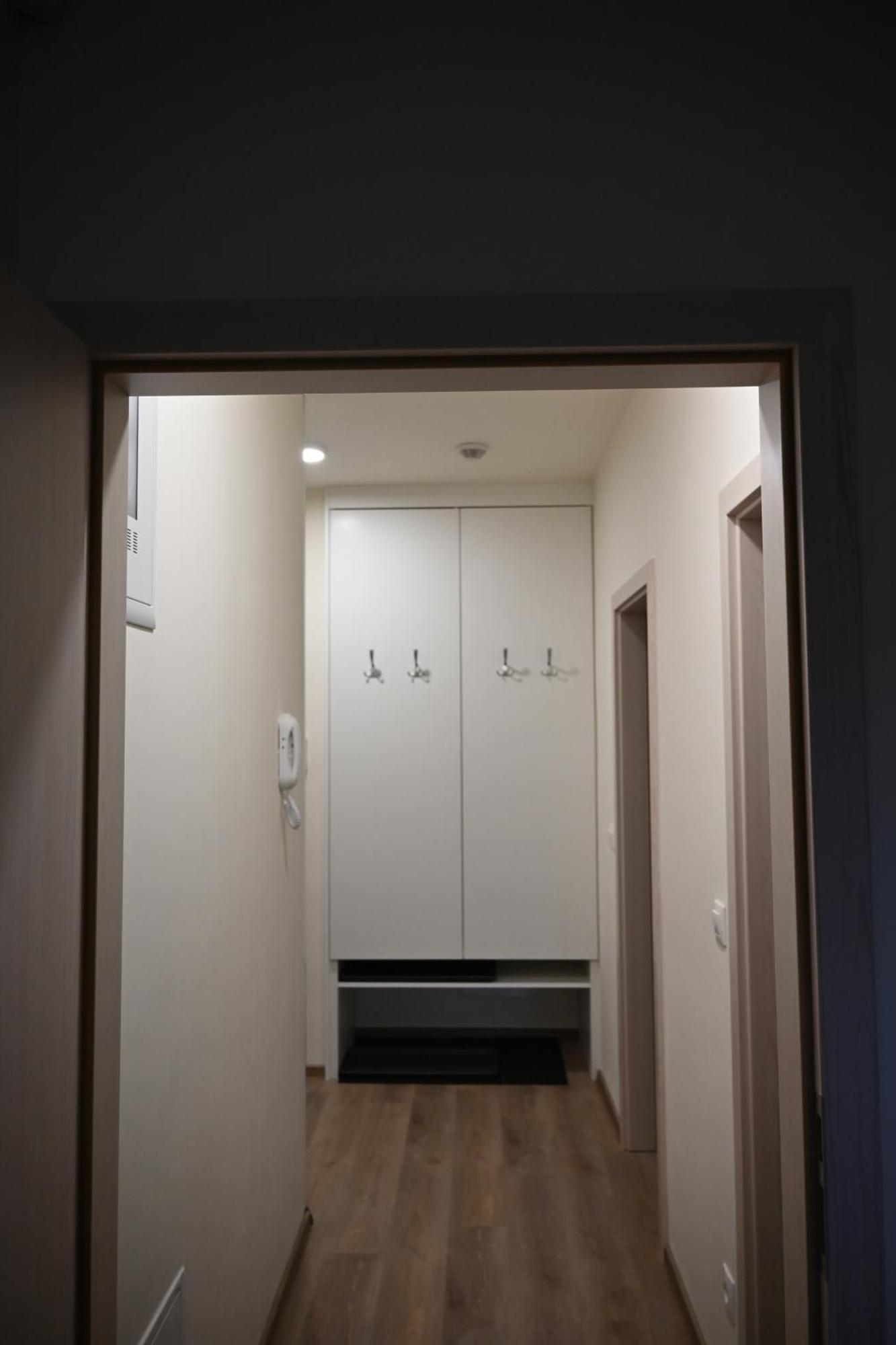 Apartman Perla 28, Ricky Экстерьер фото